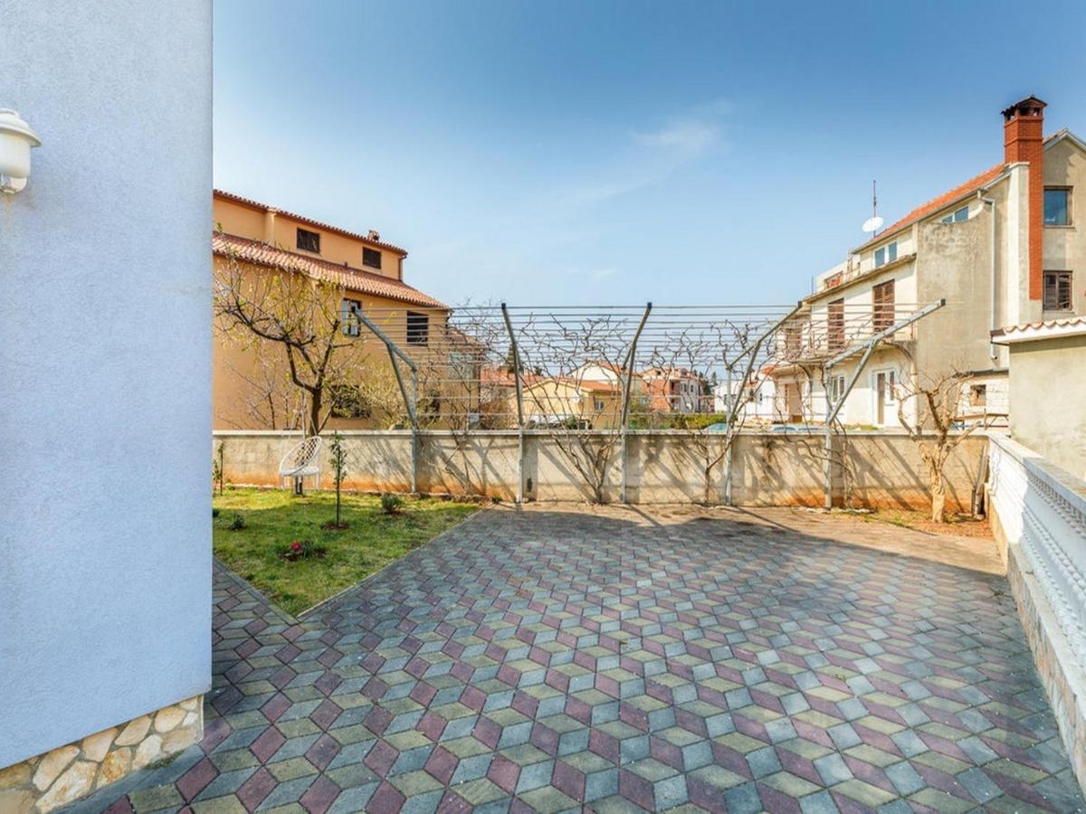 Apartment Dana Фажана Экстерьер фото